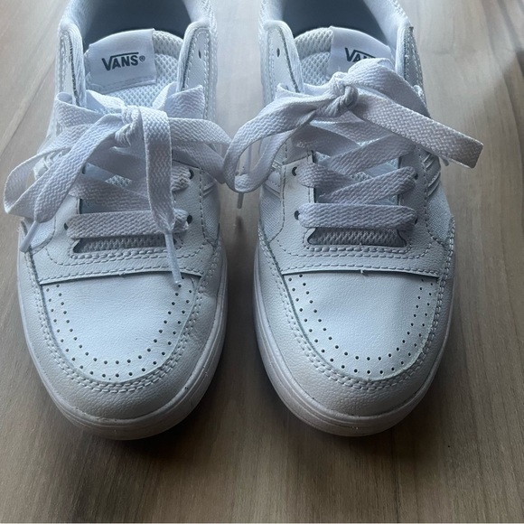 Vans Lowland Court Sneakers - Picture 9 of 11